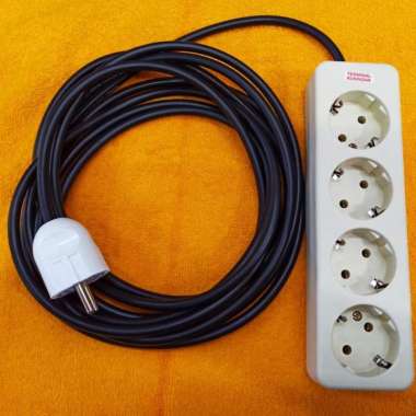 Stop Kontak 4 Lubang Uticon dengan Kabel 5 meter Eterna dan Broco