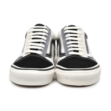Daftar Harga Sepatu Pria Hitam Putih Vans Terbaru September 2020 Terupdate Blibli Com