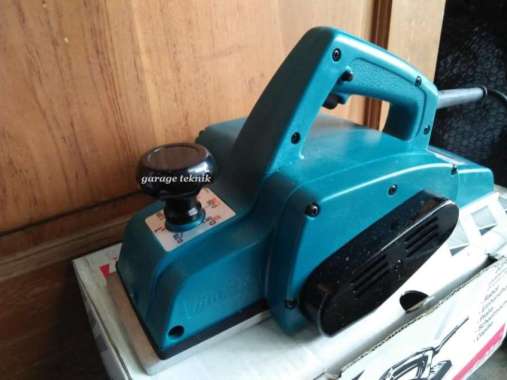 Mesin Serut Kayu / Mesin Ketam Kayu / Mesin Planner Makita 1911 B