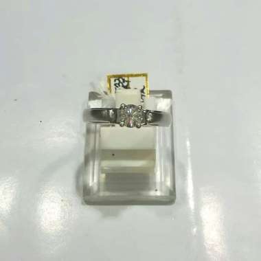 Cincin Solitaire Berlian 0.5 Ct Frank & Co