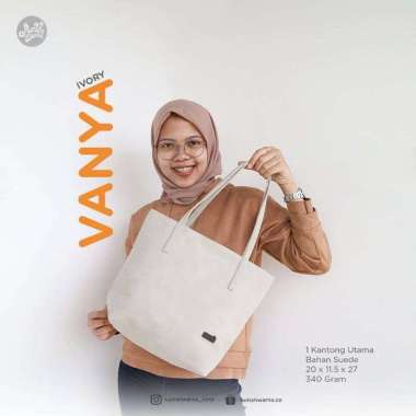 TAS CANGKLONG VANYA RUMAH WARNA ivory