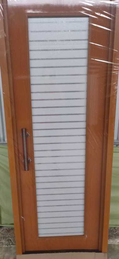 Pintu Kamar Mandi PVC Motif Hologram Garis Crystal Warna Coklat Kayu