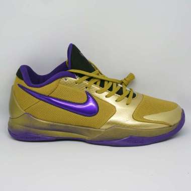 kobe nike zoom