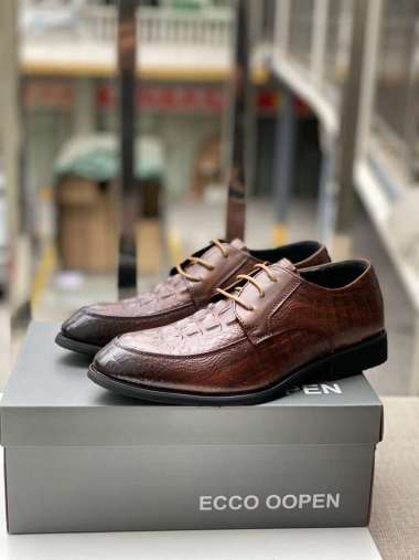 ecco brown shoes