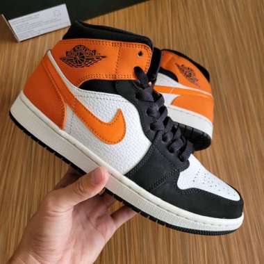 Air Jordan 1 Mid SBB Shattered Backboard || bred banned orange