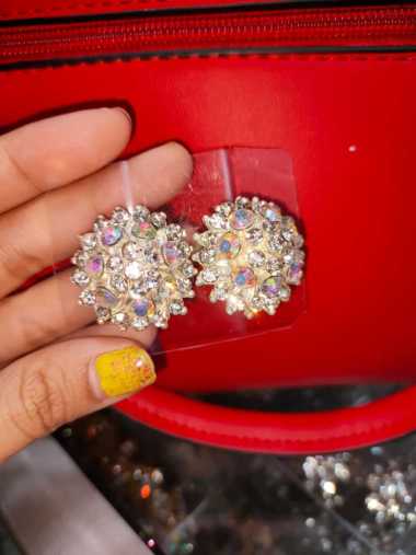 Anting Giwang Bunga Tanjung Permata Aksesories Fashion Wanita Gold