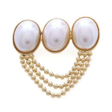 1901 Jewelry Three Oval Pearl Brooch BR2070HR42