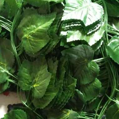 Tanaman Hias Gantung Daun Anggur Sintetis / Plastik