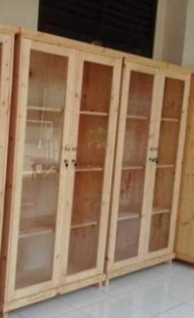 Lemari Arsip / Lemari kaca / Lemari Kantor / Lemari buku