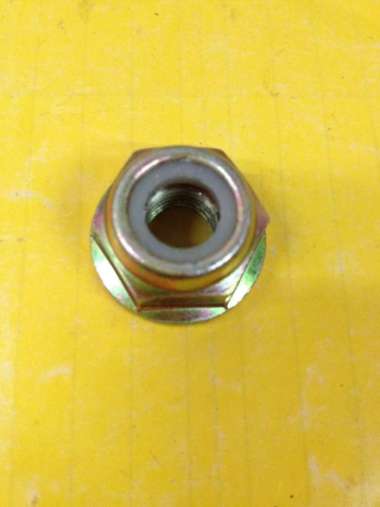 Mur Gear Case Mesin Potong Rumput