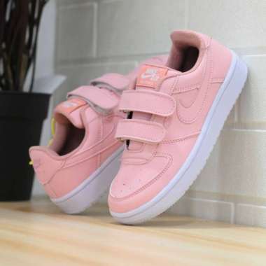 airforce 1s pink