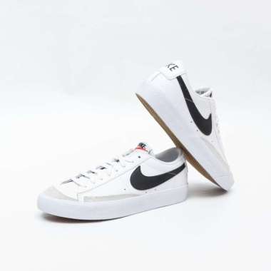 blazer sneakers