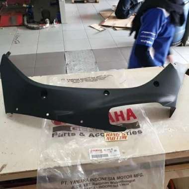 Cover dek bawah samping Yamaha lexi kiri Original YGP