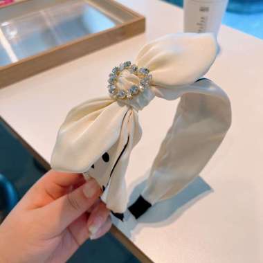 Bando Batu Berkilau Bling2 Mewah LOVE / Hairpiece Korea Pesta Cewek Broken White