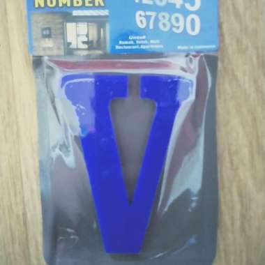 GM label acrylic huruf V uk 10cm