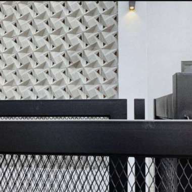 Roster/beton/minimalis/sirkulasi/udara/warna/varian/abu/putih/hitam/mo