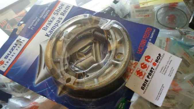 Kampas Rem Belakang Spin 125