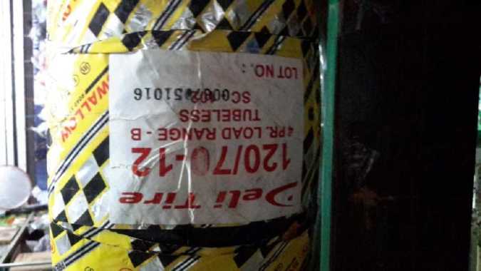 BAN R12 RING 12 UKURAN 120/70-12 ON ROAD SUPERMOTO