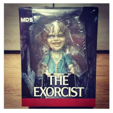 MEZCO MDS DESIGNER SERIES REGAN THE EXORCIST VINYL