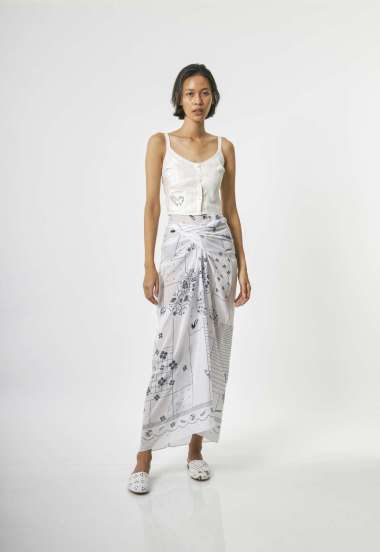 Sejauh Mata Memandang Rok Lilit Tambal Tencel Putih