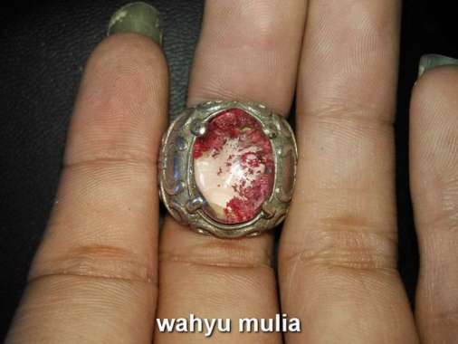 Batu Cincin Kecubung Karang Merah Asli (kode:694) bening dengan serat karang merah