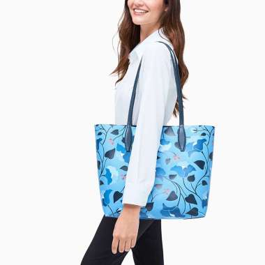 kate spade arch reversible leather tote bag with pouch