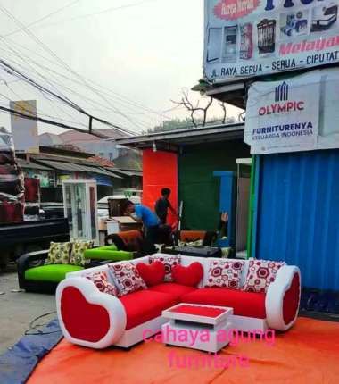 Sofa L sudut type love + Meja merah putih