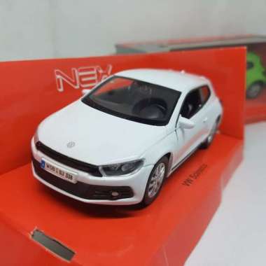 Diecast Miniatur Mobil VW Scirocco Die-Cast Welly Koleksi Hadiah Kado - Putih