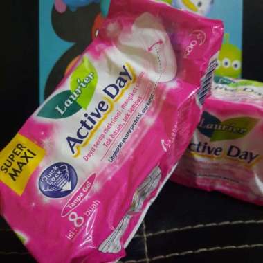 Pembalut Laurier Isi 8