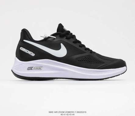 nike mens air zoom vomero