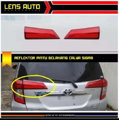 Reflektor Lampu Stop Belakang Calya Sigra