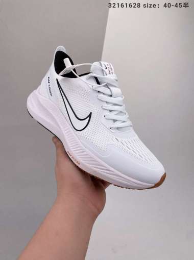 nike_nike_air_zoom_vomero_10 