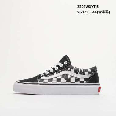 vans running shoes men
