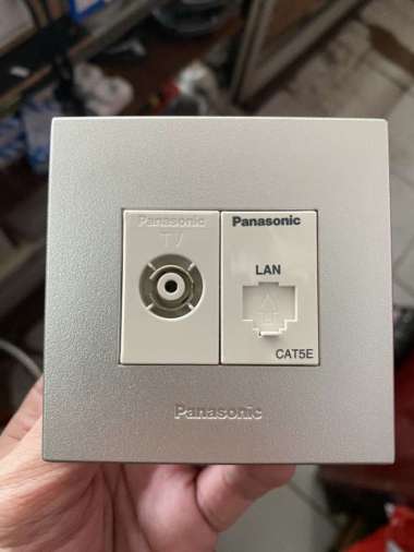 Outlet Data Cat5E Dan Out Let Tv Antena Panasonic Silver Lan Cat 5E Original 100% (Kode 8221)) Multi
