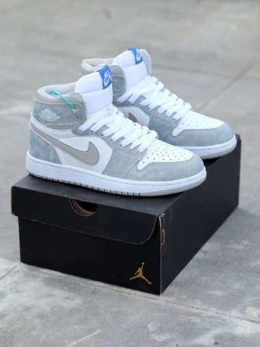 Jual Sepatu Jordan 1 Terbaru \u0026 Original 