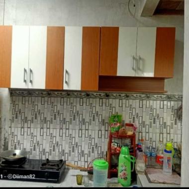 RAK PIRING LEMARI GANTUNG DAPUR KITCHENSET ATAS 5 PINTU WARNA SERAT KAYU KOMBINASI