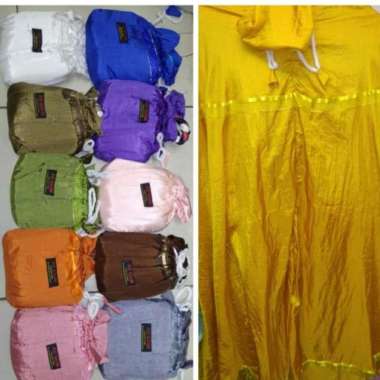 Mukena Parasit Dewasa