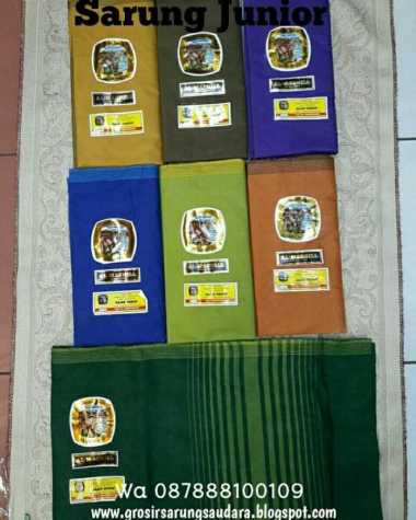 Sarung Gajah Waduk Junior