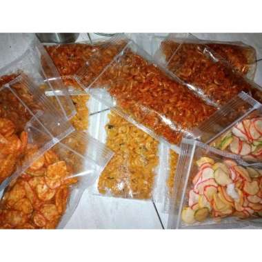 Aneka Jajanan / Cemilan Pedas Nikmat 100 gr Basreng Ori