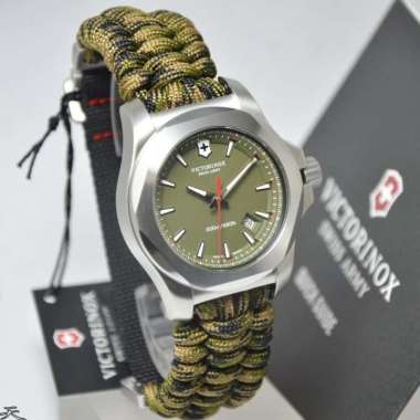 Jam tangan 2025 victorinox original