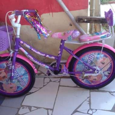 Sepeda Anak Perempuan 18 Inch Mini Frozen Monchichi Roda 4 Keranjang Ungu
