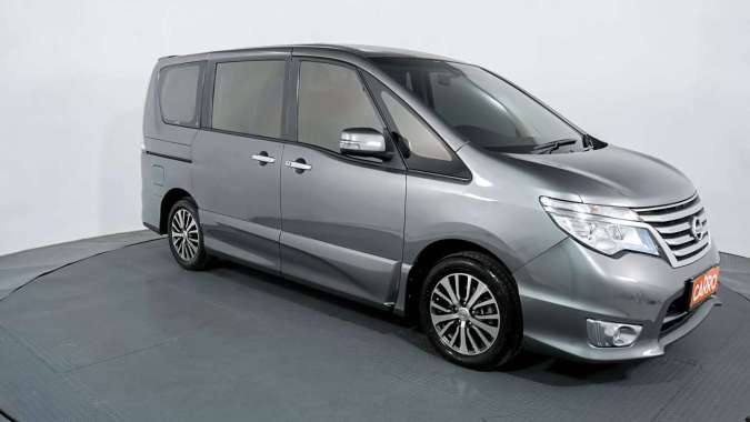 Nissan Serena 2.0 HWS AT 2015 Abu-Abu