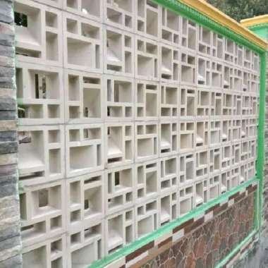 roster minimalis/sekat pagar/halaman/dinding/beton/motif modern/putih/