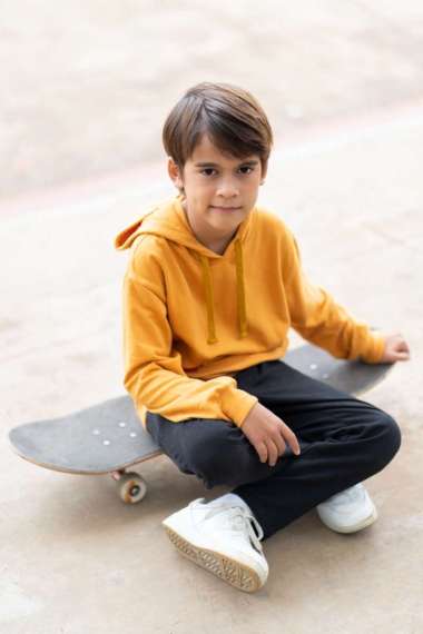 Sweater Hoodie Anak/ Kidou X Kezia Karamoy Patch Label Yellow S Yellow