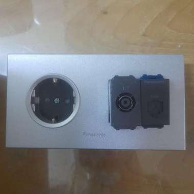 Panasonic Stop Kontak + Outlet Data Cat 5+Outlet Tv Silver