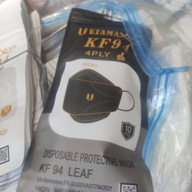 masker kf94 utamax care Hitam