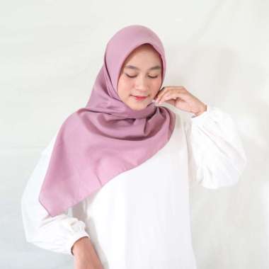 Maribel - Hijab Segi Empat Paris Premium Dusty Purple