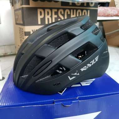 NEW HELM SEPEDA RAZE R9 WARNA HITAM
