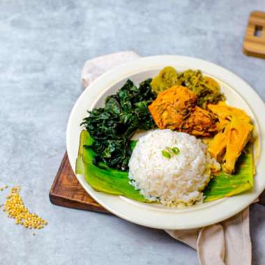 Paket Nasi Ayam Bakar Ayam Bakar + Telur