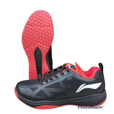 SEPATU BADMINTON LINING ULTRA FLY AYTR060 BLACK RED ORIGINAL 34